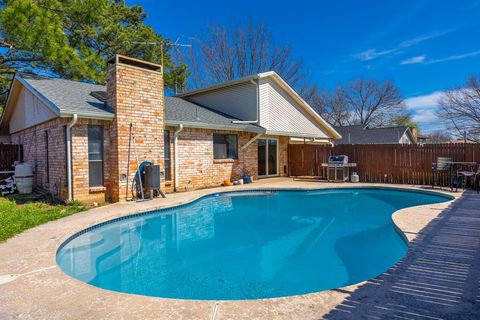 A home in Hickory Creek