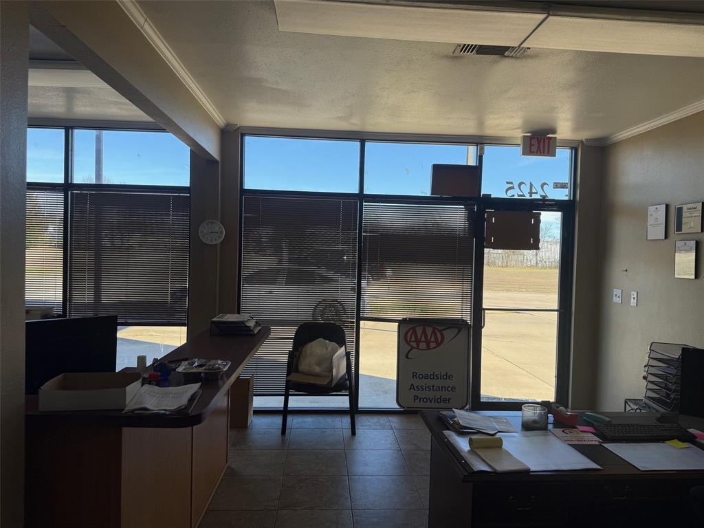 79 Bus Park - Commercial Sale