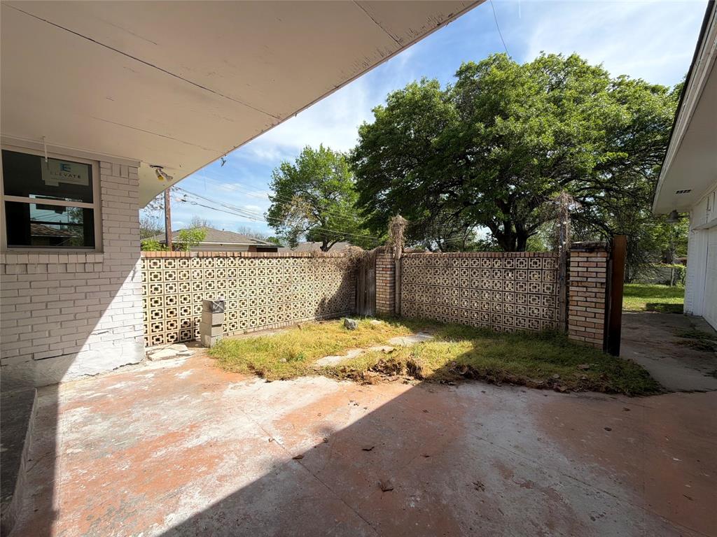 Highland Oaks 02 04 Inst - Residential