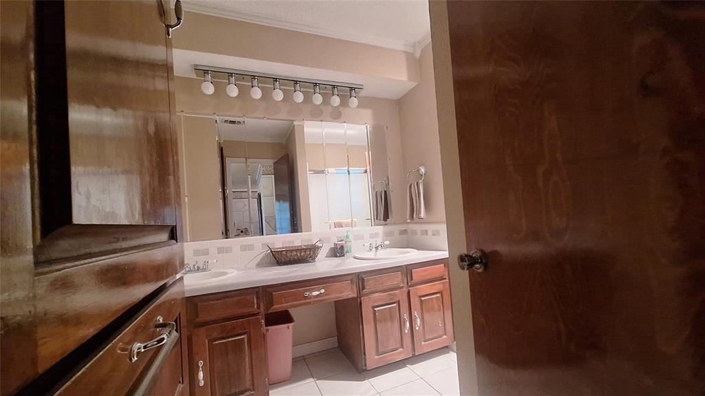 Oaks The Colleyville - Residential