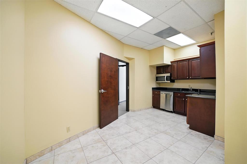 Audelia Place - Commercial Lease