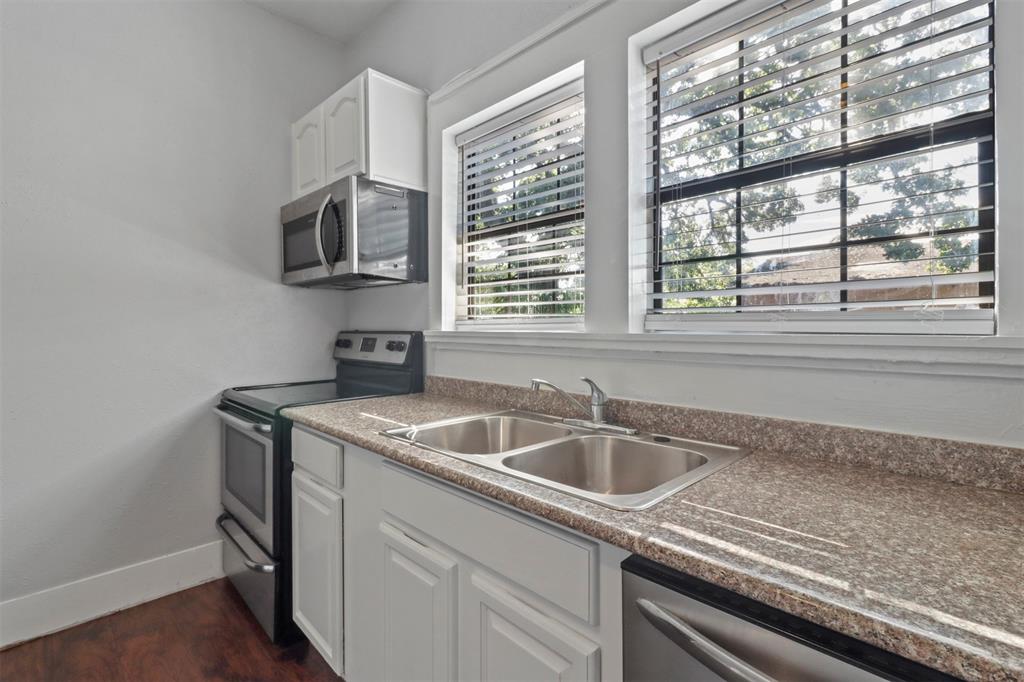 Alex Robertson Add - Residential Lease