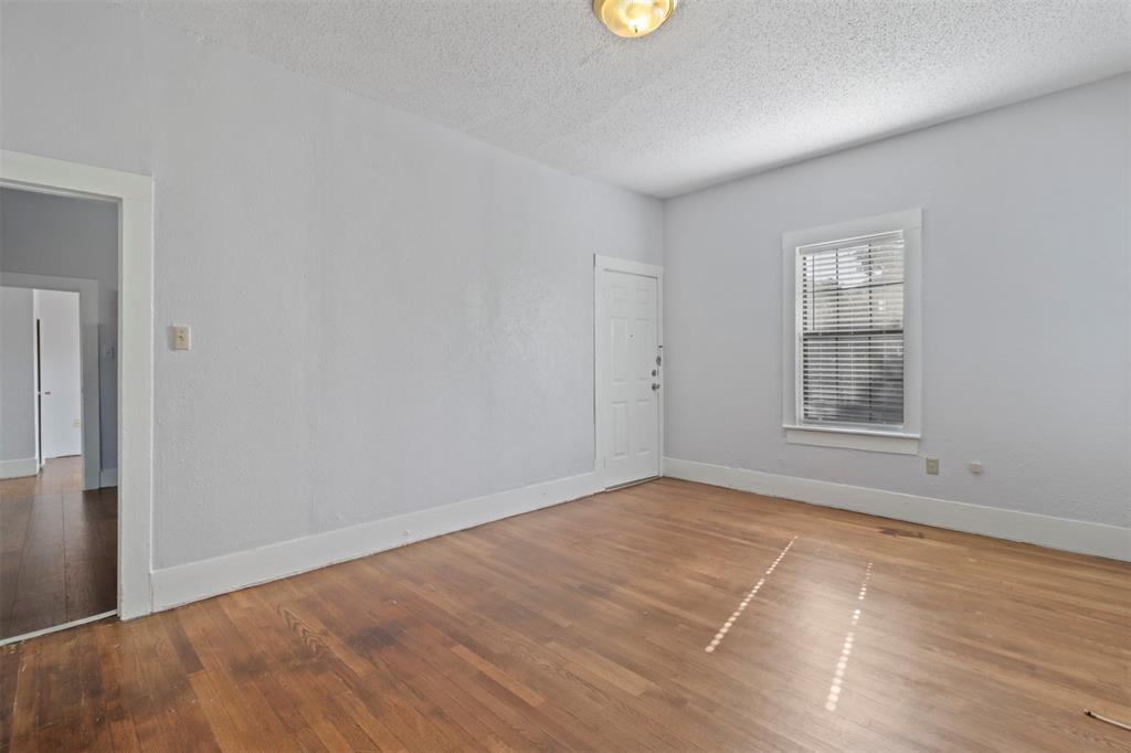 Alex Robertson Add - Residential Lease