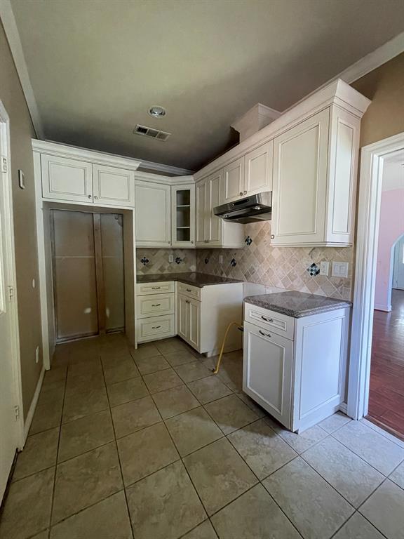 Mount Auburn - Residential Lease