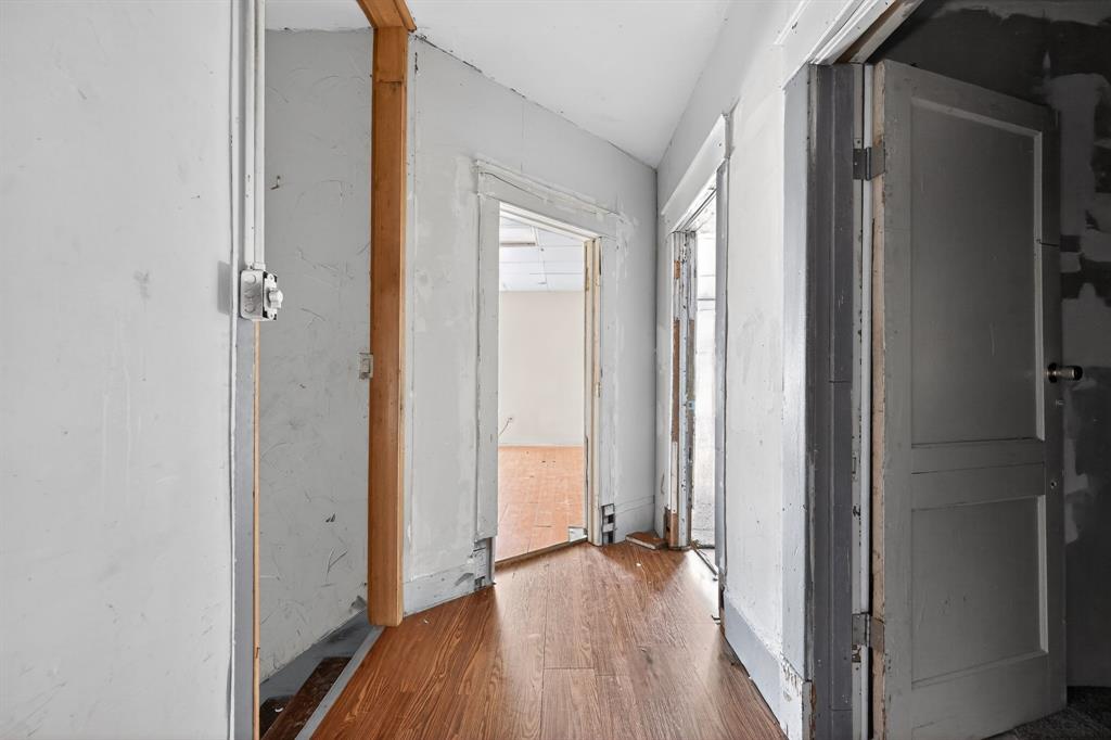 Mount Auburn - Residential