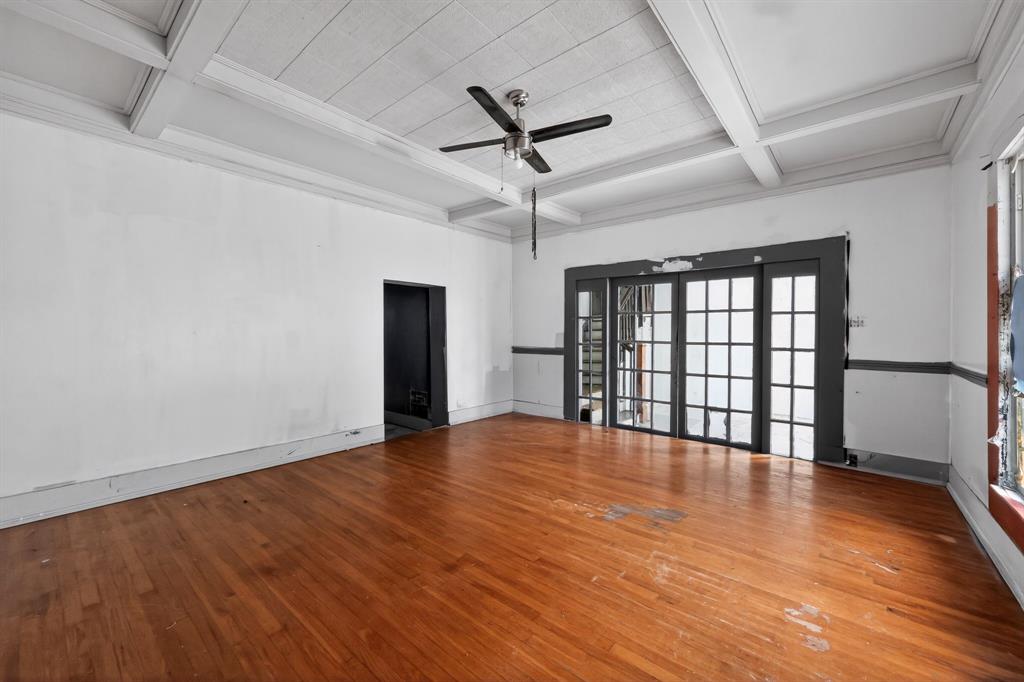 Mount Auburn - Residential