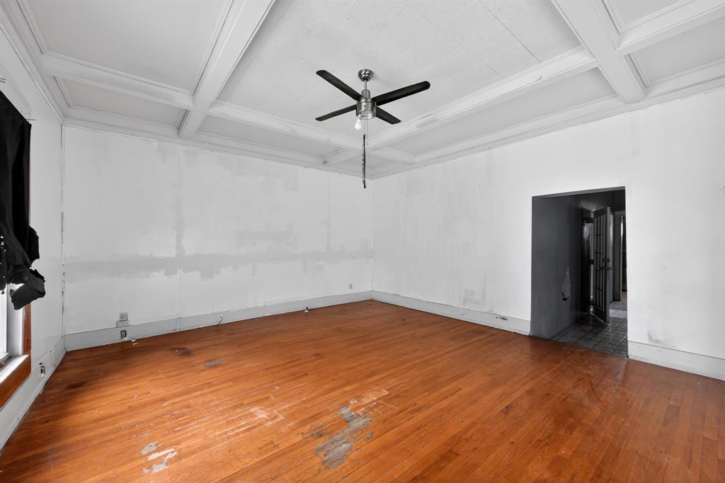 Mount Auburn - Residential