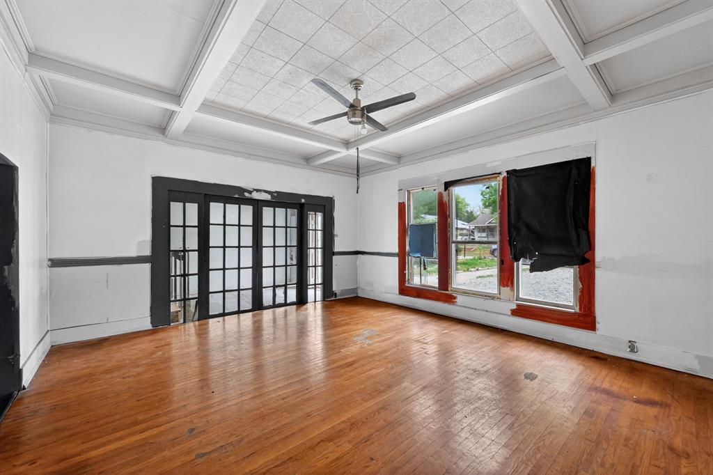 Mount Auburn - Residential