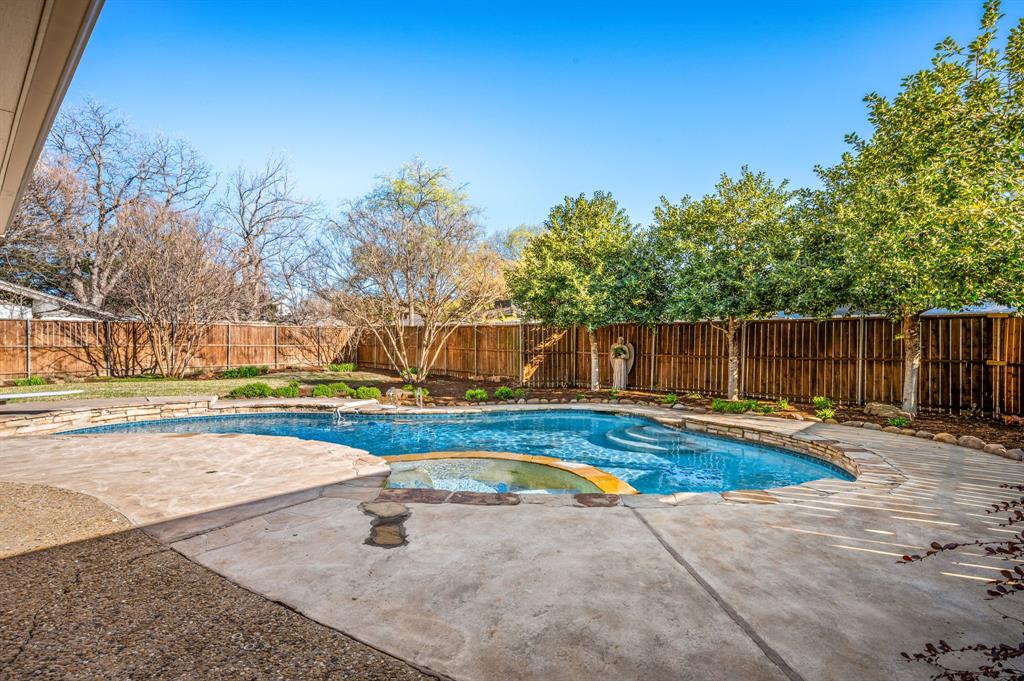 4148 Myerwood Lane