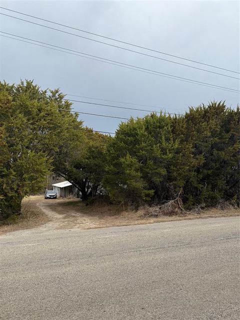 824 Ports O Call Drive Granbury TX 76048