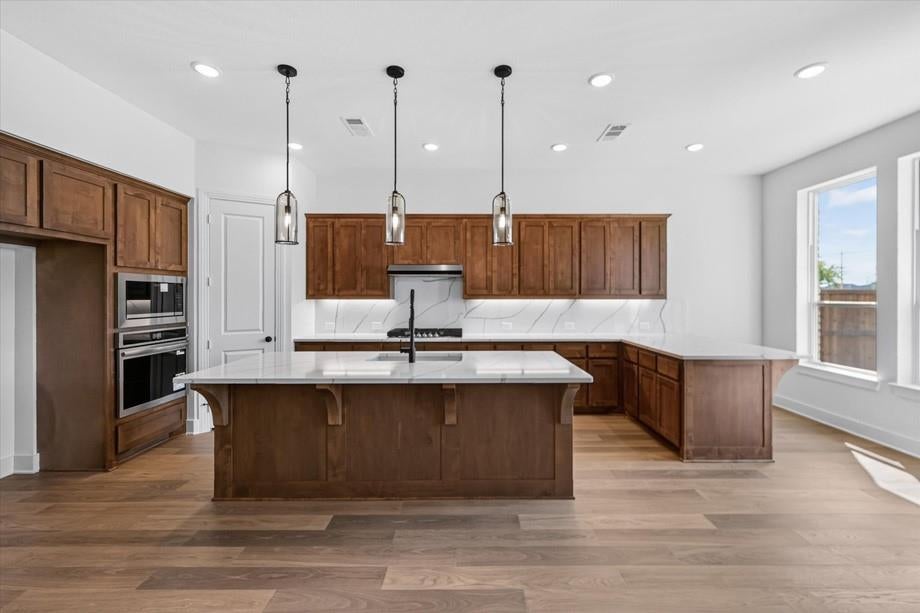 4323 Wildflower Lane