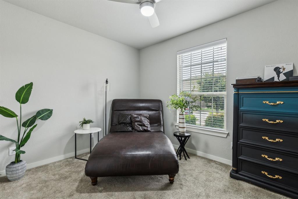 1722 Lone Lynx Way
