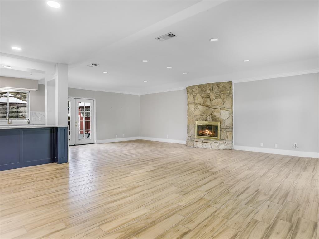 Lewisville Valley 3 - Residential Lease