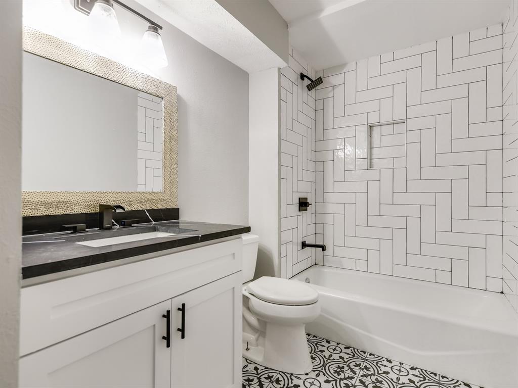 Lewisville Valley 3 - Residential Lease