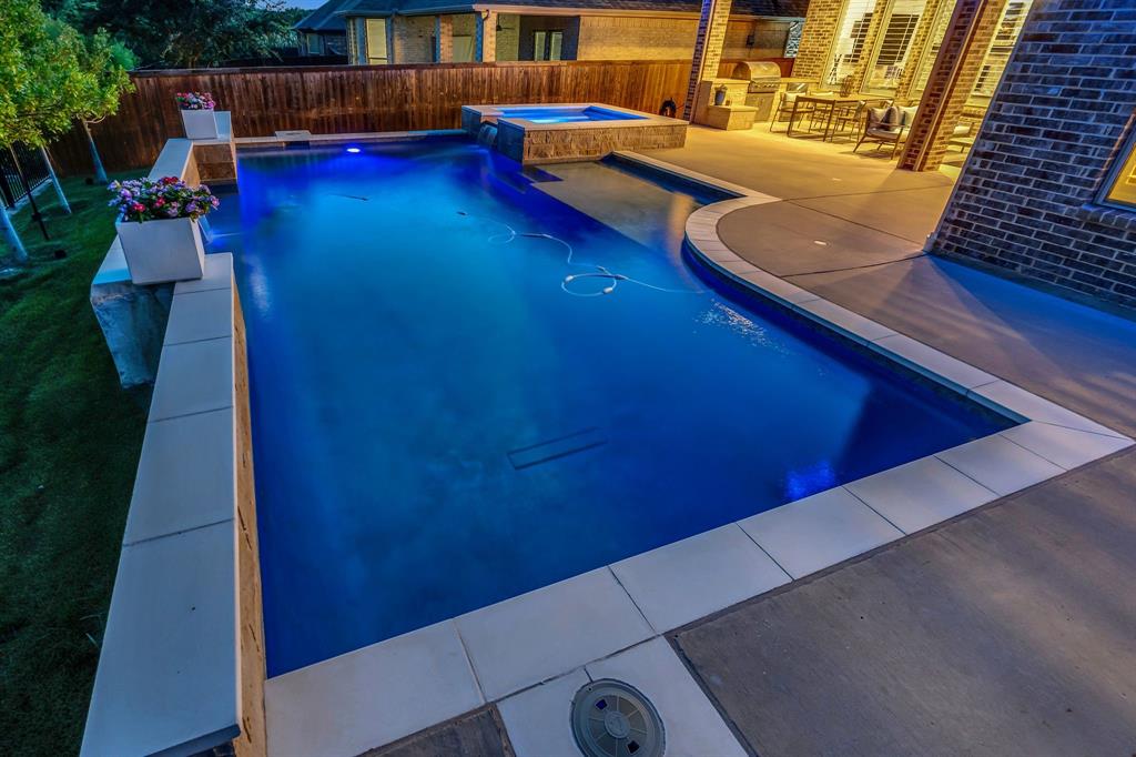 5216 Ravine Ridge Court