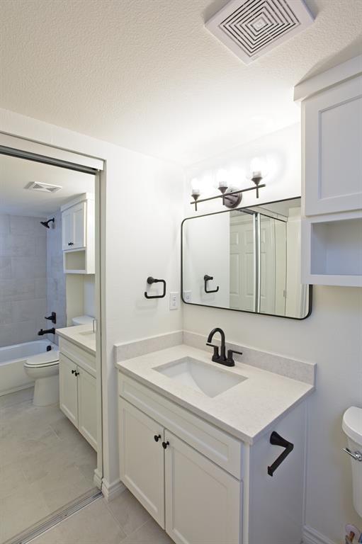 Dallas, Texas 75248, United States, 3 Bedrooms Bedrooms, ,3 BathroomsBathrooms,Residential,Active,125989