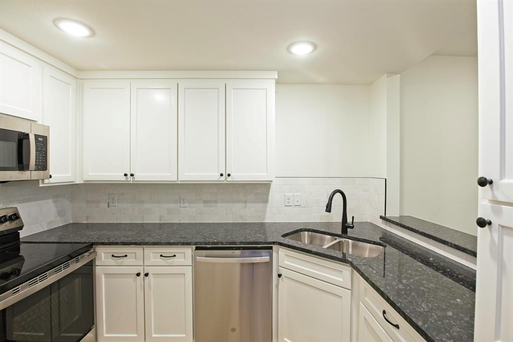 Dallas, Texas 75248, United States, 3 Bedrooms Bedrooms, ,3 BathroomsBathrooms,Residential,Active,125989