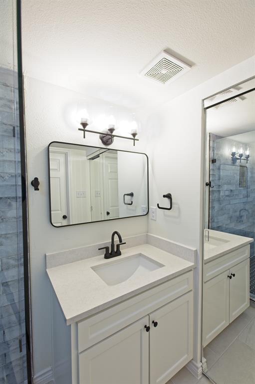 Dallas, Texas 75248, United States, 3 Bedrooms Bedrooms, ,3 BathroomsBathrooms,Residential,Active,125989