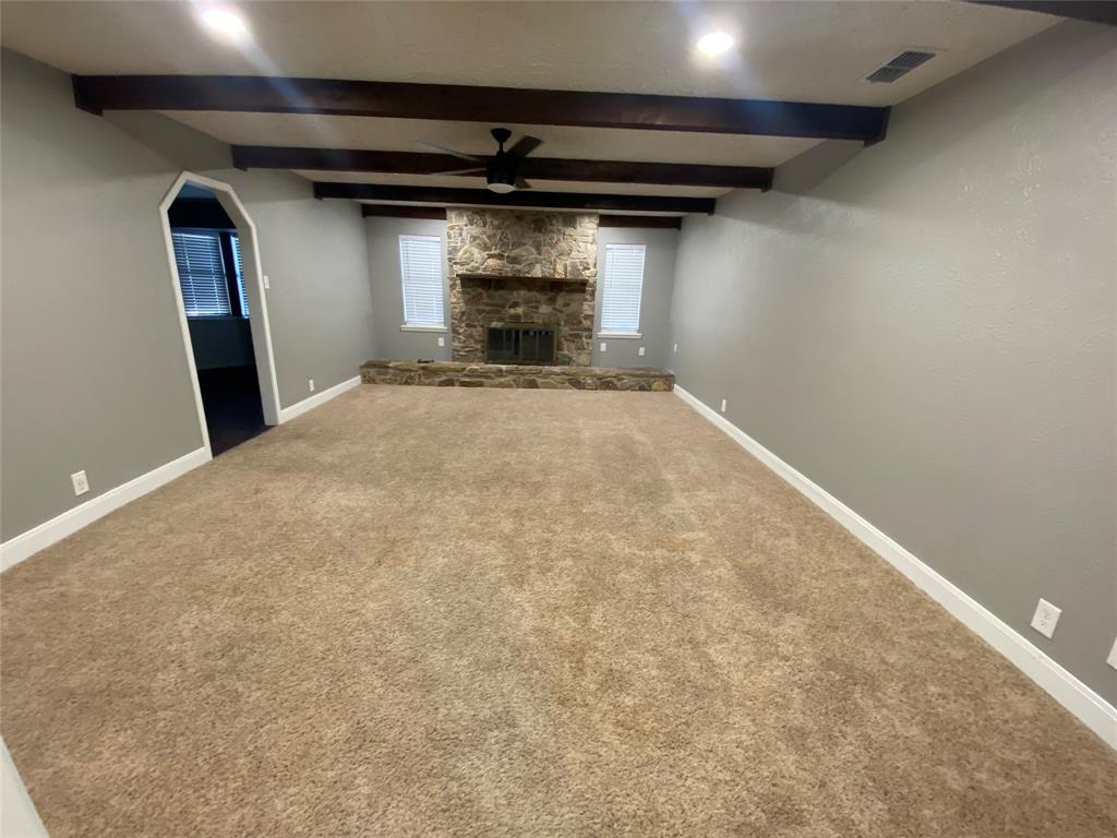 1211 Mockingbird Street