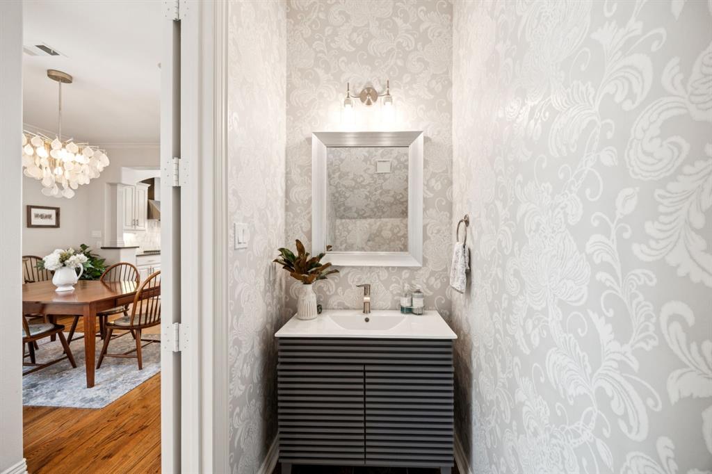 Towns At Throckmorton - Residential