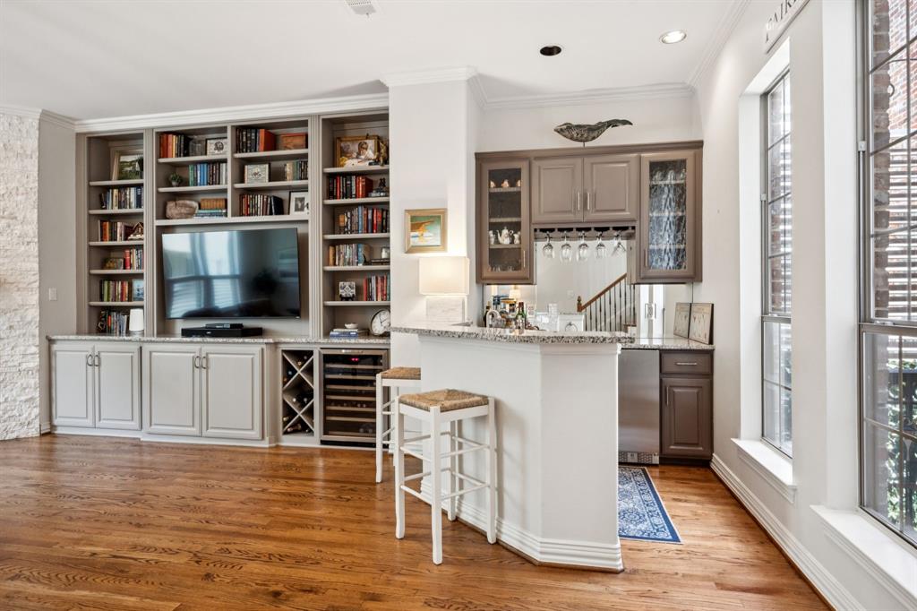 Towns At Throckmorton - Residential