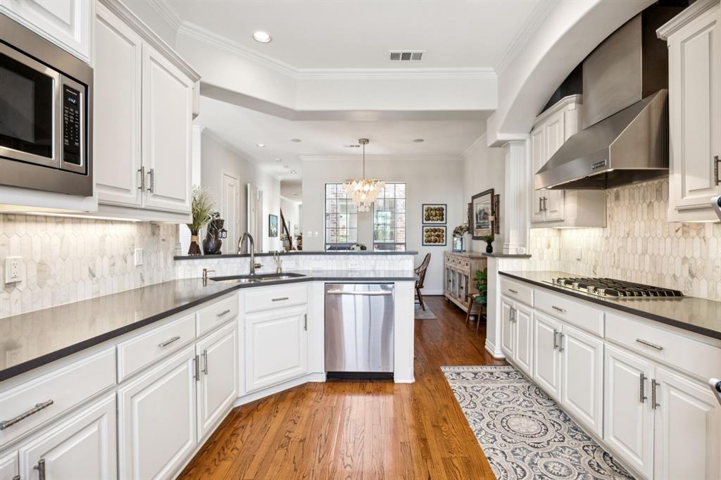 Towns At Throckmorton - Residential