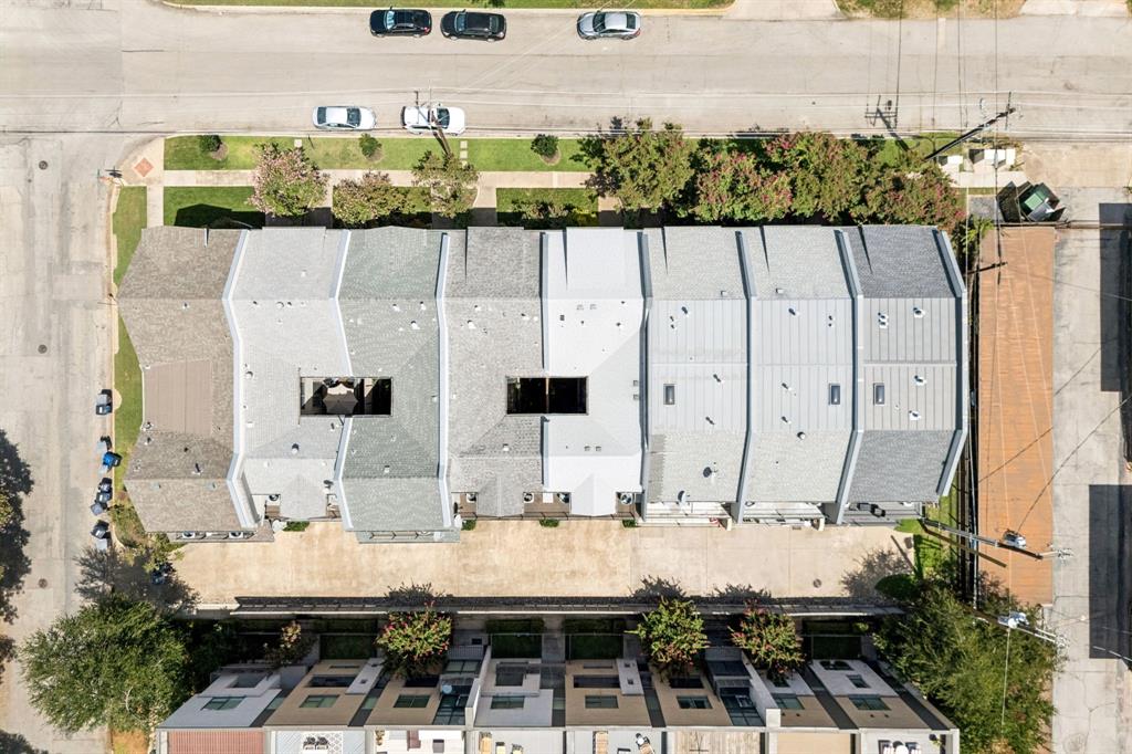 Towns At Throckmorton - Residential