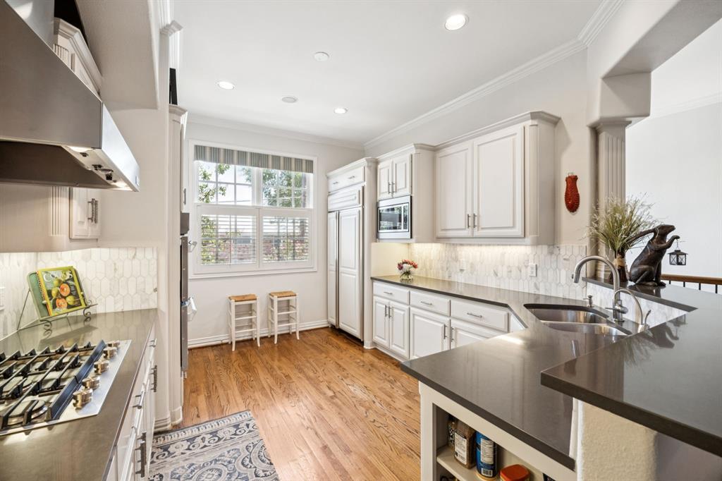 Towns At Throckmorton - Residential