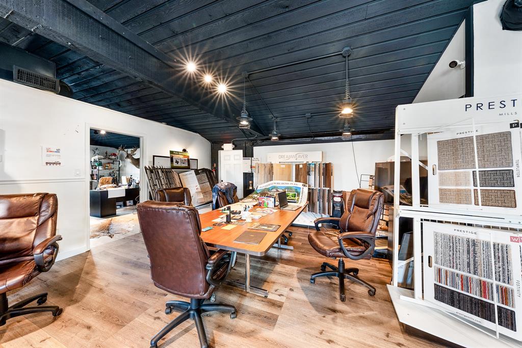 College Add - Commercial Sale