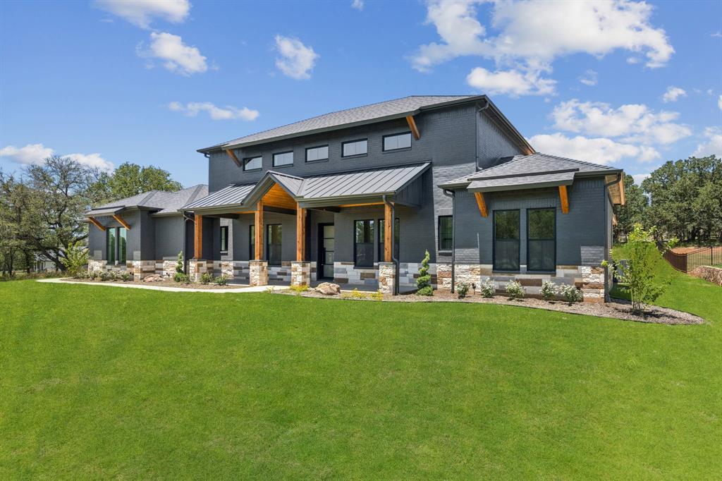 Estancia - Residential