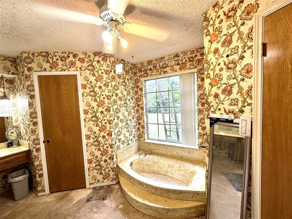 Village Oaks Add Tr 1 - Residential