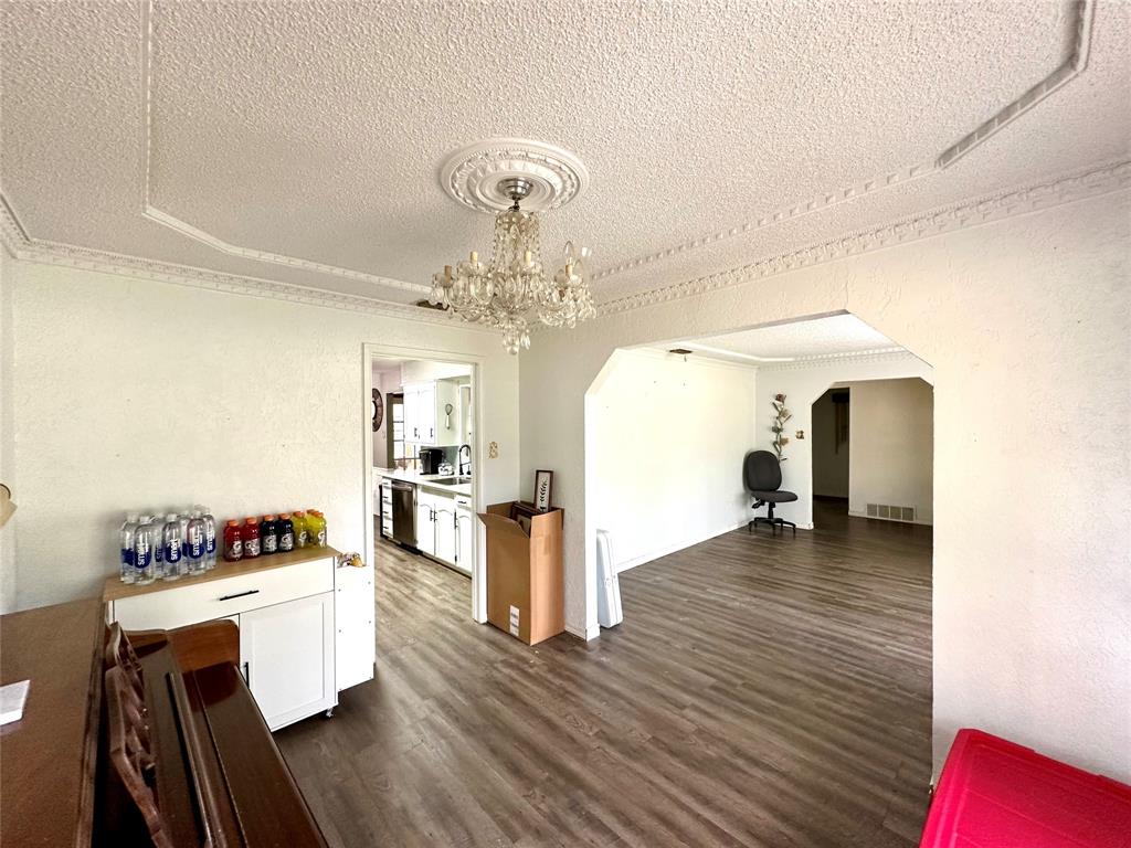 Village Oaks Add Tr 1 - Residential