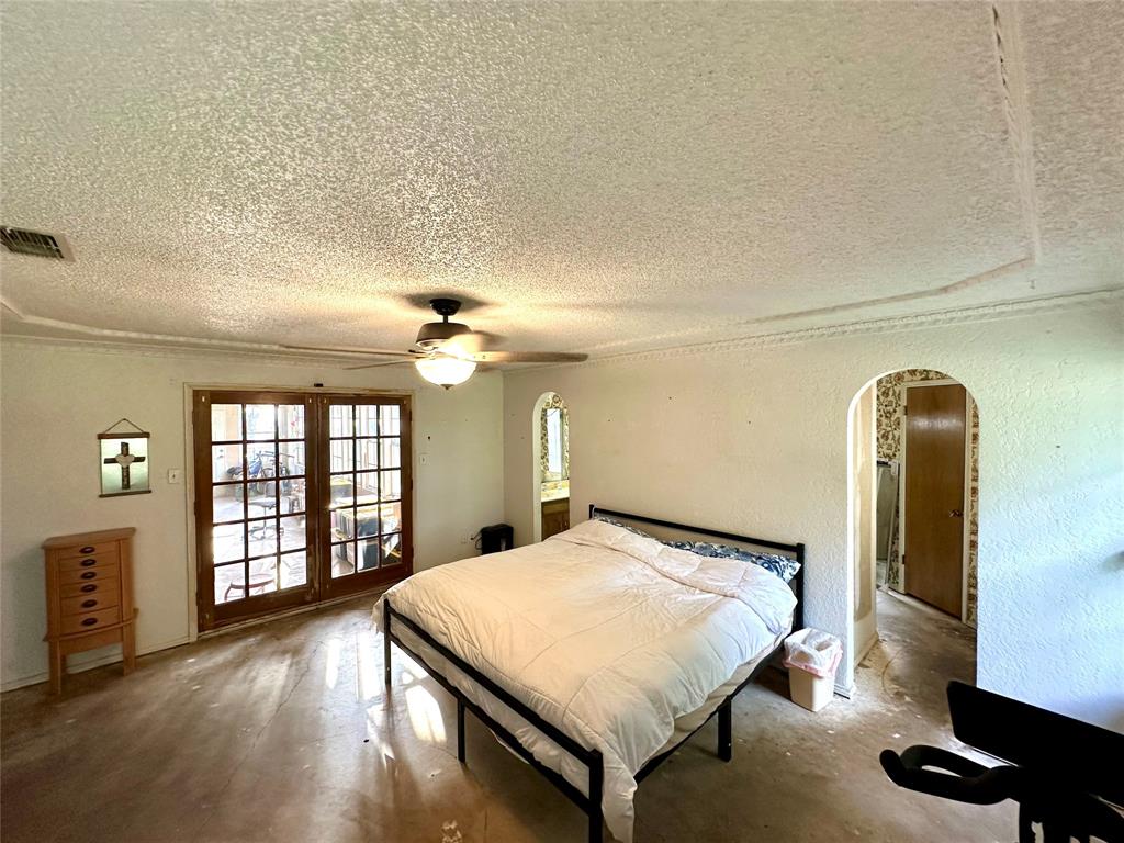 Village Oaks Add Tr 1 - Residential