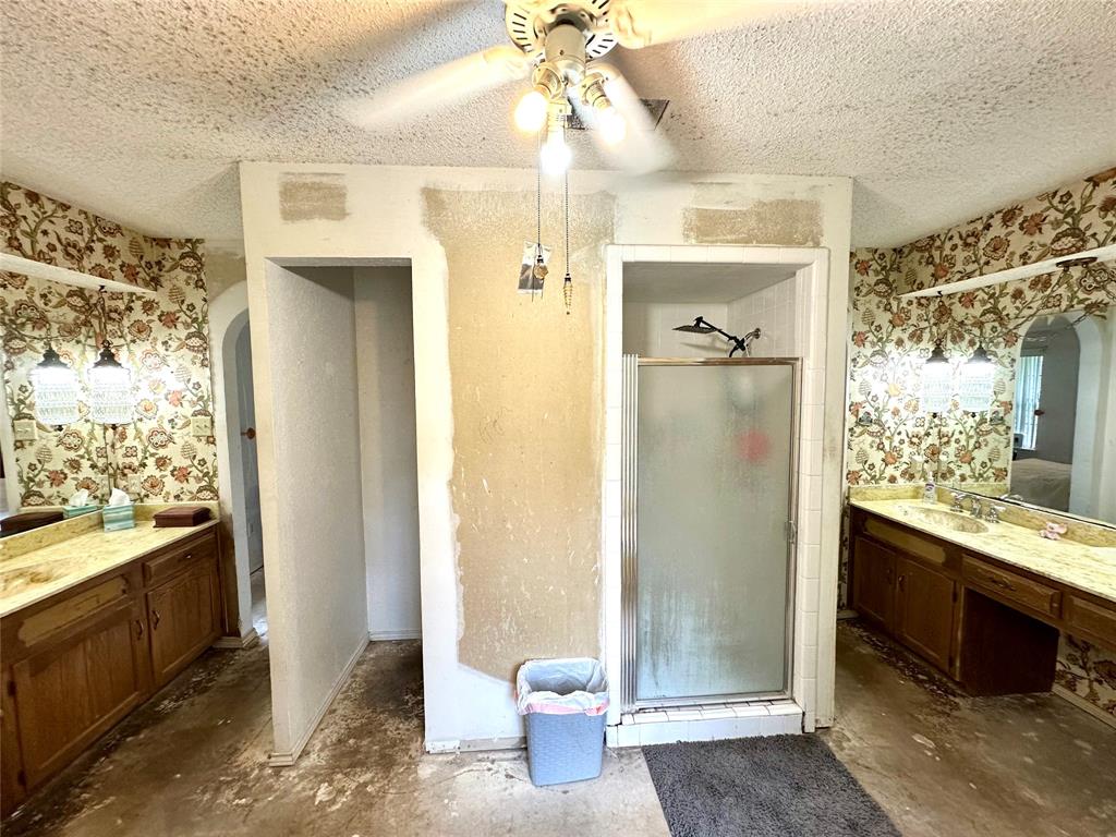 Village Oaks Add Tr 1 - Residential