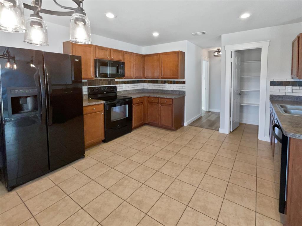 Hillside Pk Wakefield Ph 01 Am - Residential