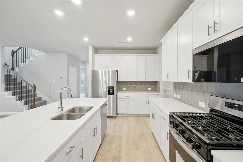 342 Iris Road
