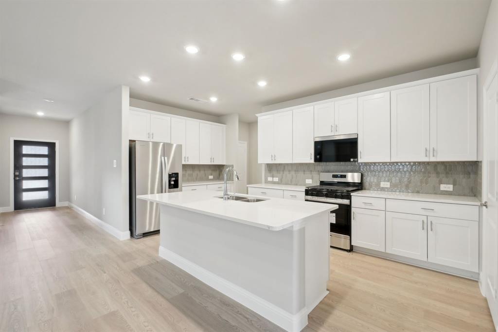 342 Iris Road