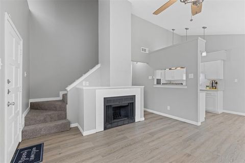 2240 Tarpley Road 422 Carrollton TX 75006