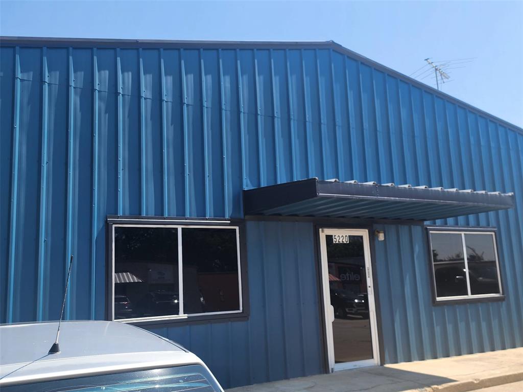 5220 Gordon Smith Drive