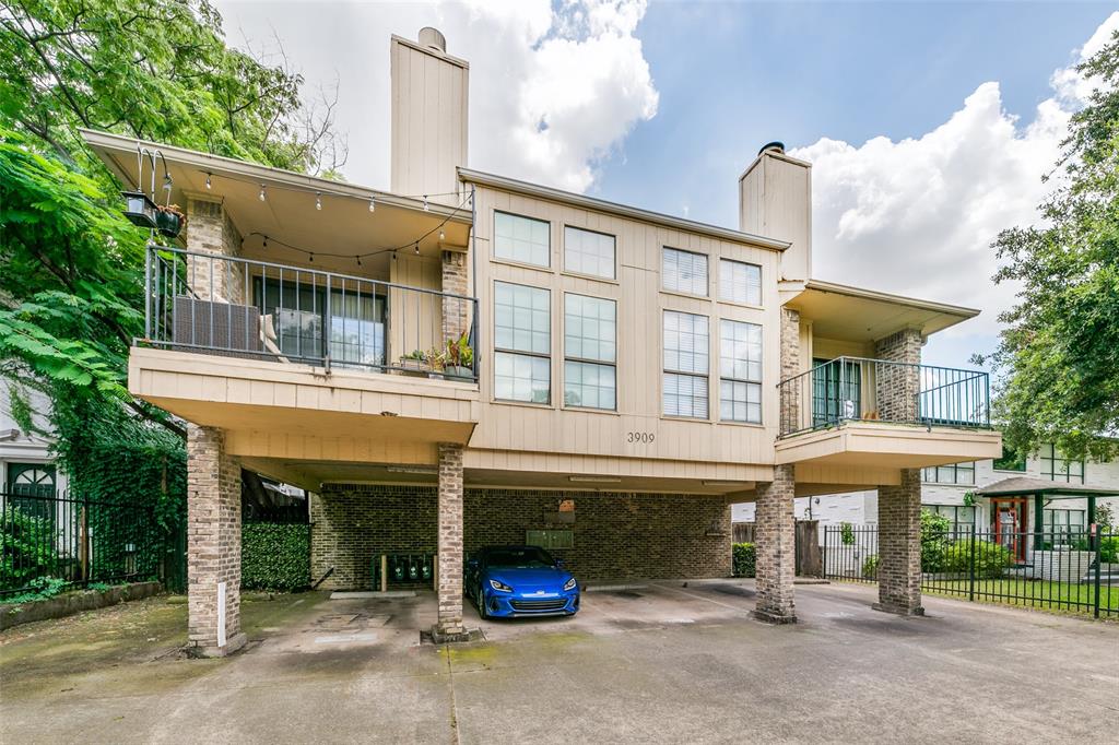 Dallas, Texas 75219, United States, 2 Bedrooms Bedrooms, ,3 BathroomsBathrooms,Residential,Active,130452