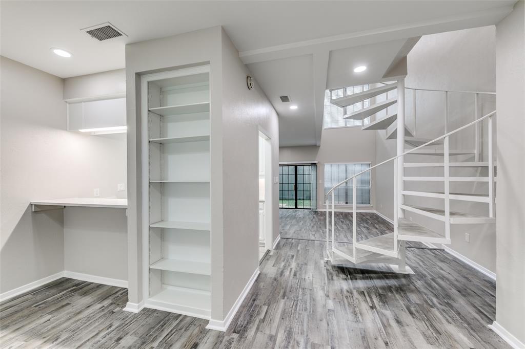 Dallas, Texas 75219, United States, 2 Bedrooms Bedrooms, ,3 BathroomsBathrooms,Residential,Active,130452