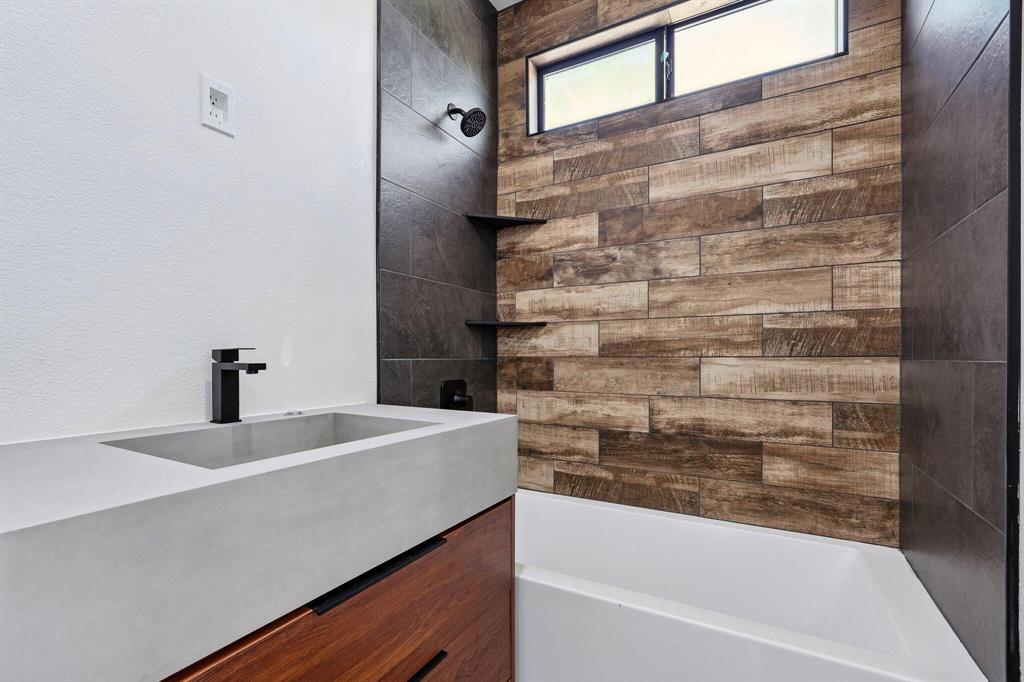 Lake Ridge Sec 23 Ph A - Residential