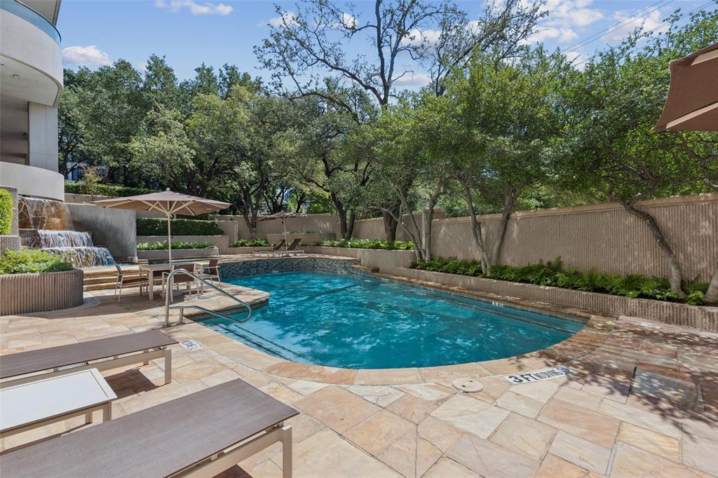 Claridge Condos - Residential