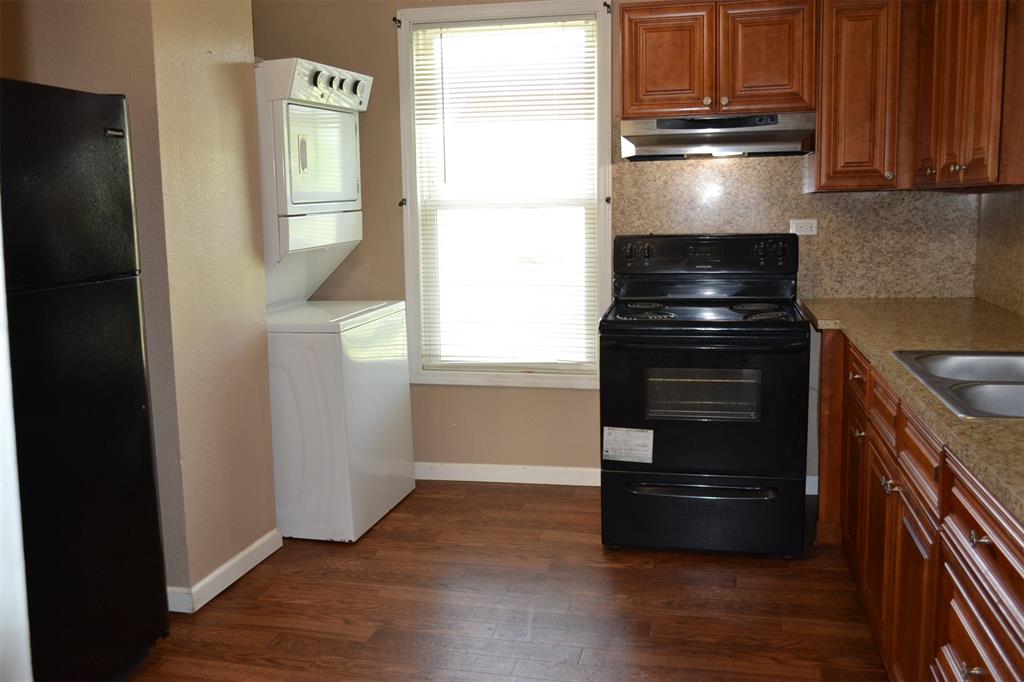 Weisman J & Co - Residential