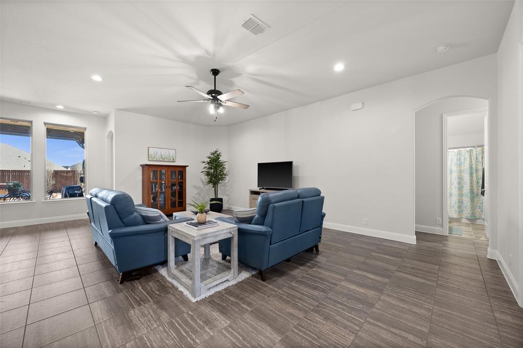 4500 Mimosa Drive