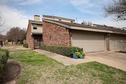 Photo of 12446 Montego Plaza, Dallas, TX 75230 (MLS # 21348581)