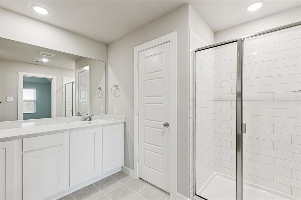 Lakehaven - Residential