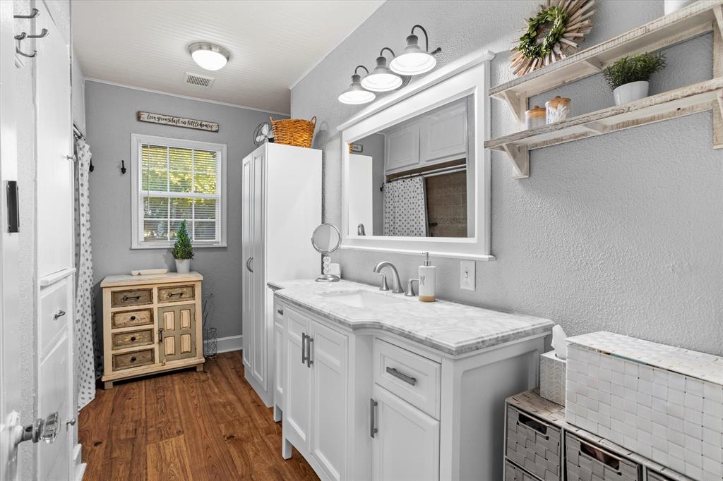 Ennis-Dvv - Residential