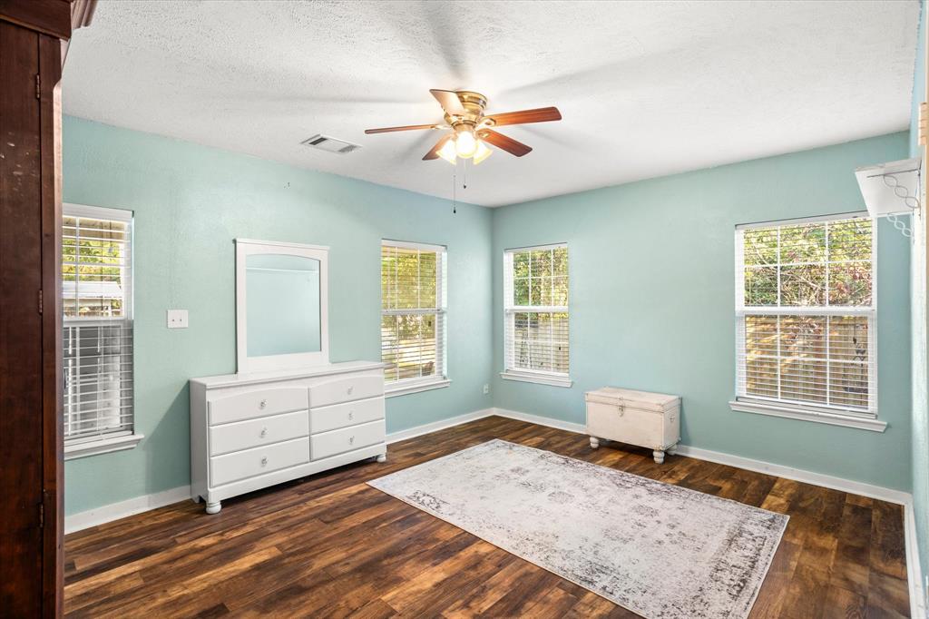 Ennis-Dvv - Residential