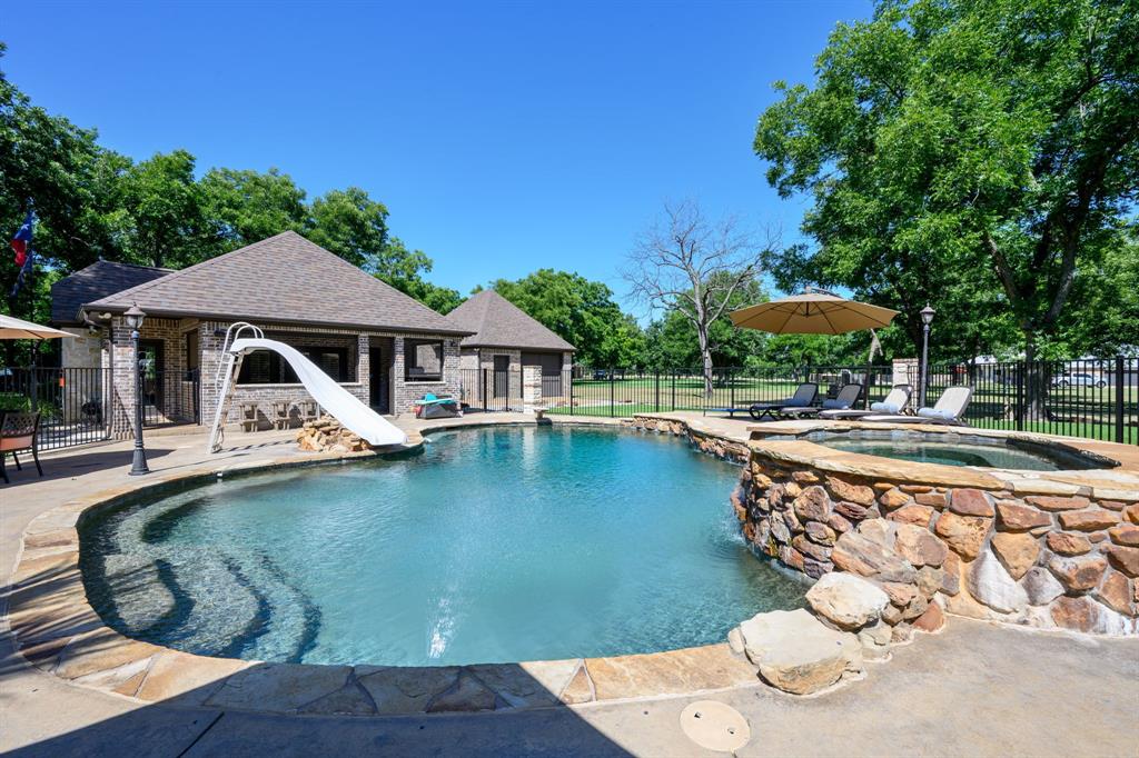 7402 Hanover Court